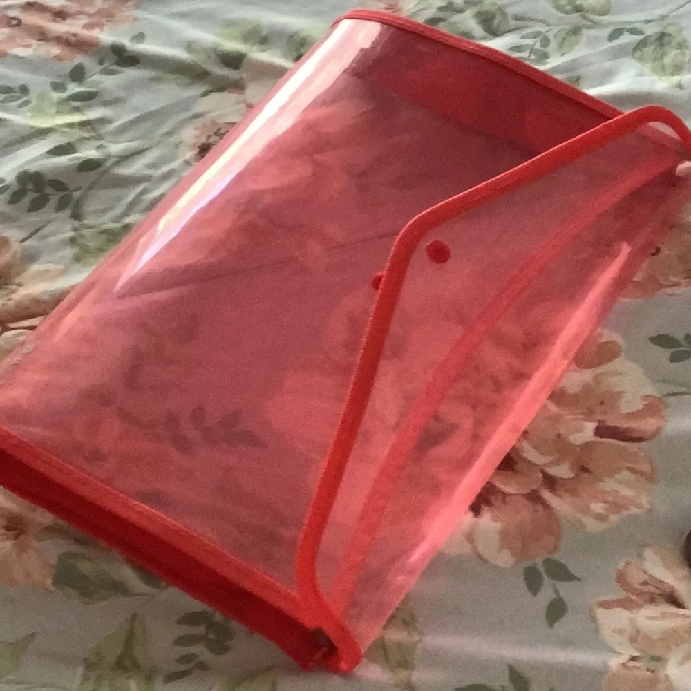 Document or Paper holder red snaps shut good size